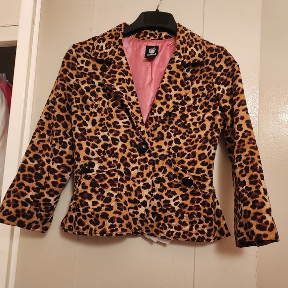 Dollhouse Jackets & Blazers - Dollhouse cropped jacket leopard printed 3/4 sleeves size M